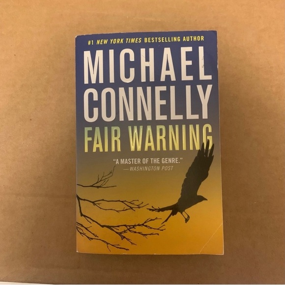 📚2/$12📚 Novel: Fair Warning by Michael Connelly - Picture 1 of 4